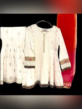 Girls MariaB gharara size 12/14